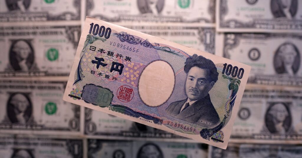 【経済】NY円、一時157円台後半に下落　日銀総裁の利上げ慎重姿勢を警戒